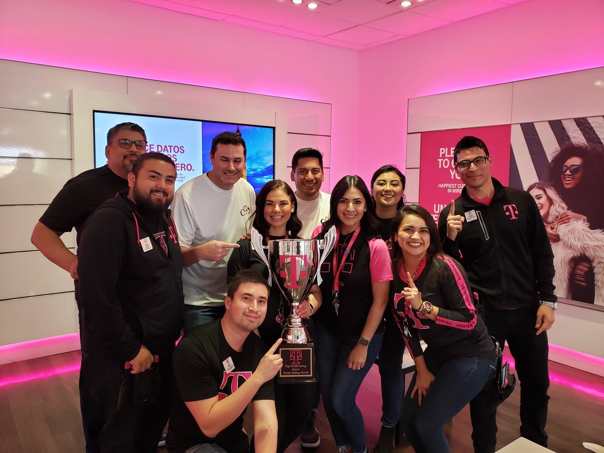 MsNellie119's tweet photo. Welcoming our new AVP @cjgreentx Shary loved sharing our wins with you! We are true #TexasDNA #PerformanceFocused #DevelopmentObsessed #LivingUncarrier #AreYouWithUs #BestPlaceToWork #SharySquad #TXVN #CTX @magenta_alex @Dsolano1023 @xriveratmob @alexx_tmo @LyndaYChapa34 https://t.co/LMC5BiOH89