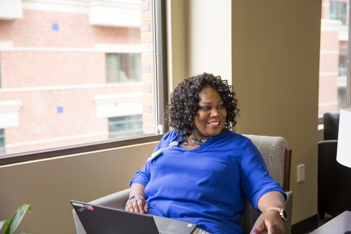 OracleHealth's tweet image. For #NursesWeek, we're highlighting the work of Kassaundra McKnight-Young, a PRN nurse at @TrumanMedKC and a senior clinical informaticist on the Cerner ITWorks team.
To learn more about Kassaundra's unique role, follow us on Instagram! instagram.com/cernercorporat…