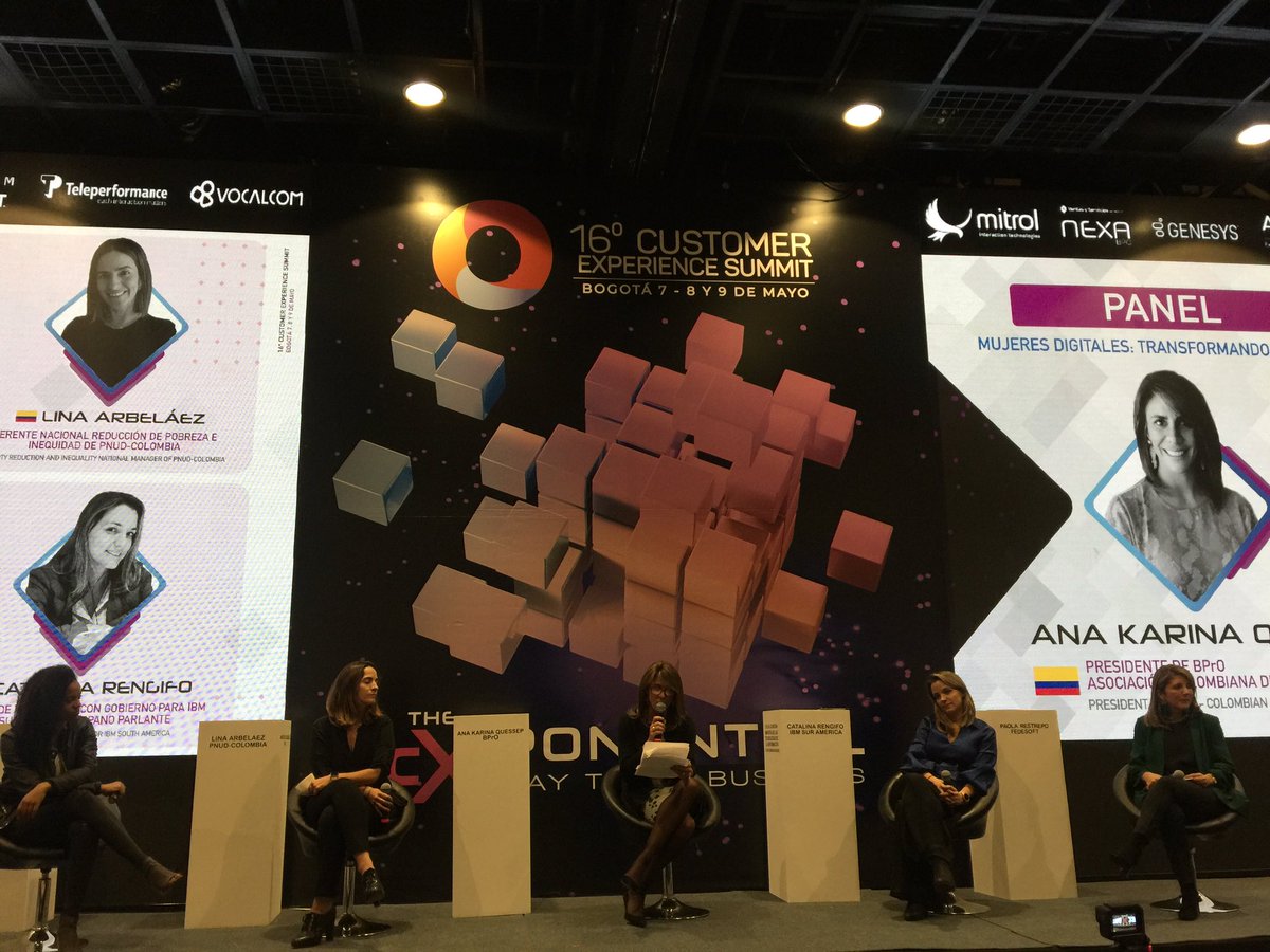 joannaprieto's tweet photo. Inicia el Panel de las #MujeresTIC hablando sobre #TransformaciónDigital y el rol de mujer en la industria tecnológica y de servicios. 
Si tienen preguntas a ellas citen este tweet. #CXSummit2019 https://t.co/gpRNCemc7q
