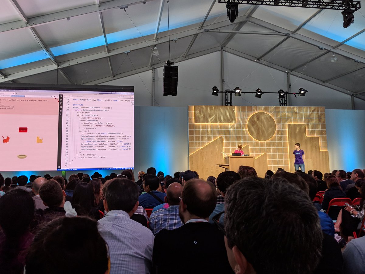 nobsato's tweet image. 毎年恒例？の掛け合い漫才みたいな感じで進むライブコーティング  #FlutterforWeb 劇。 #io19jp #flutterdev @FlutterDev