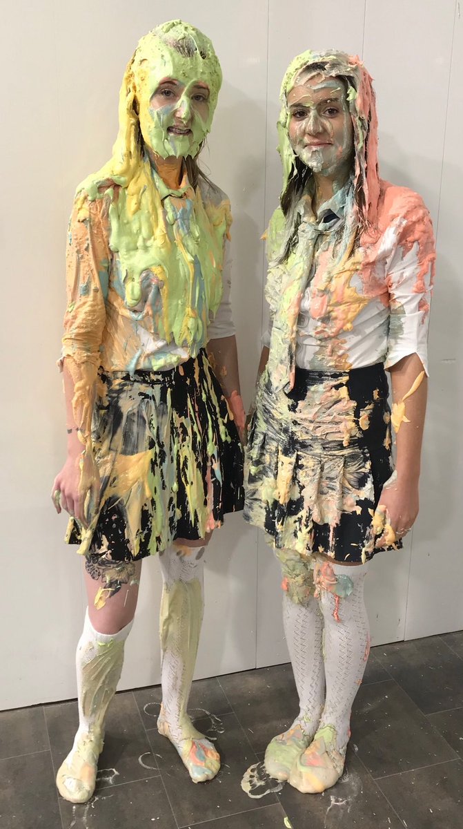 welshwammer's tweet photo. Before &amp; After #pies #overkneesocks https://t.co/FT46q7vqan