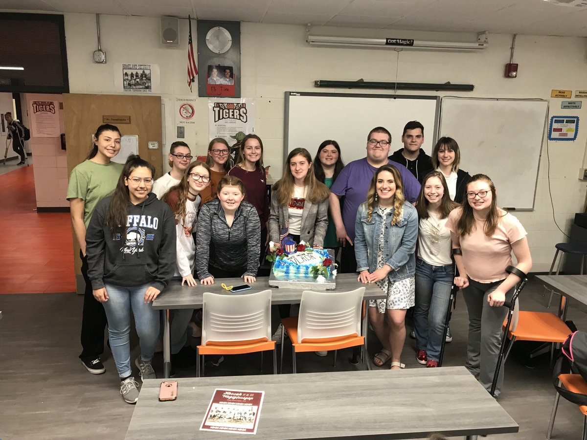 BRFHighSchool's tweet photo. Student Senate said goodbye to Ukrainian exchange student Vlada Flerchuk today. Flerchuk served as Student Senate President this school year. Senior Sydney Sampson-Webb baked a cake to celebrate Vlada and the impact she has made on BRFHS. We'll miss you, Vlada! #tiGRRpride https://t.co/tKd1hGnou4