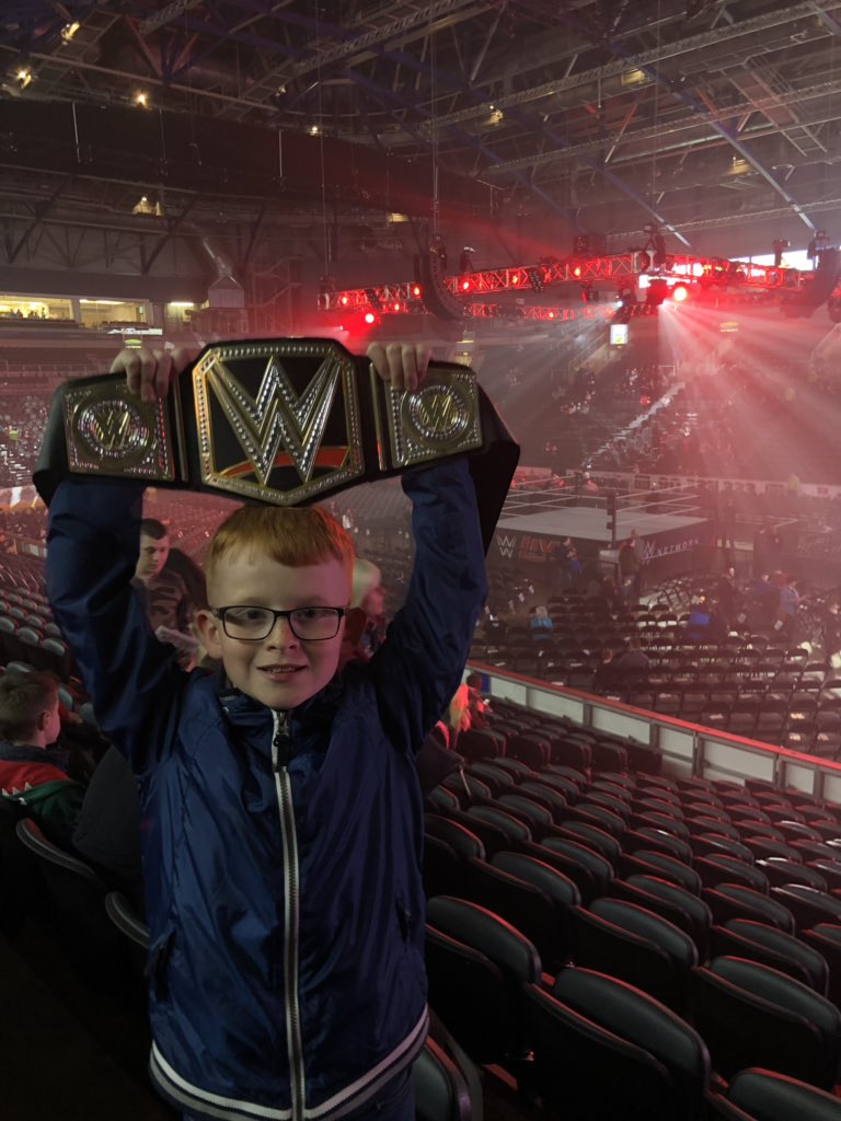 sammcck's tweet photo. Rylee is ready for #WWEBelfast https://t.co/IrcEDhvlqL