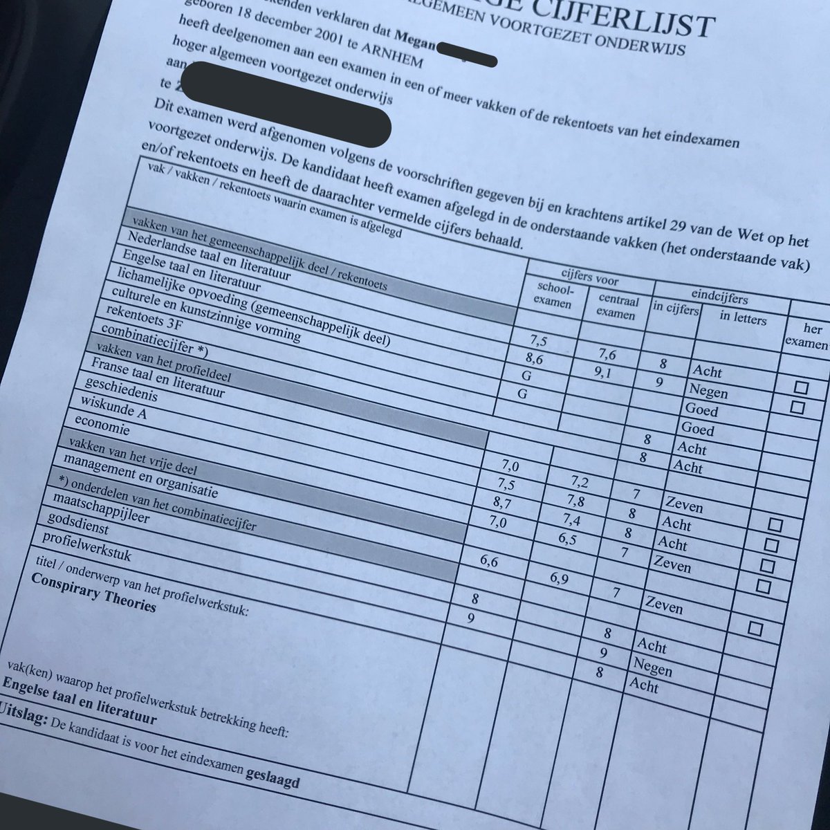 ponytailviv's tweet photo. rt for good luck op je examens 🤧😝 https://t.co/q2RGhdafXR