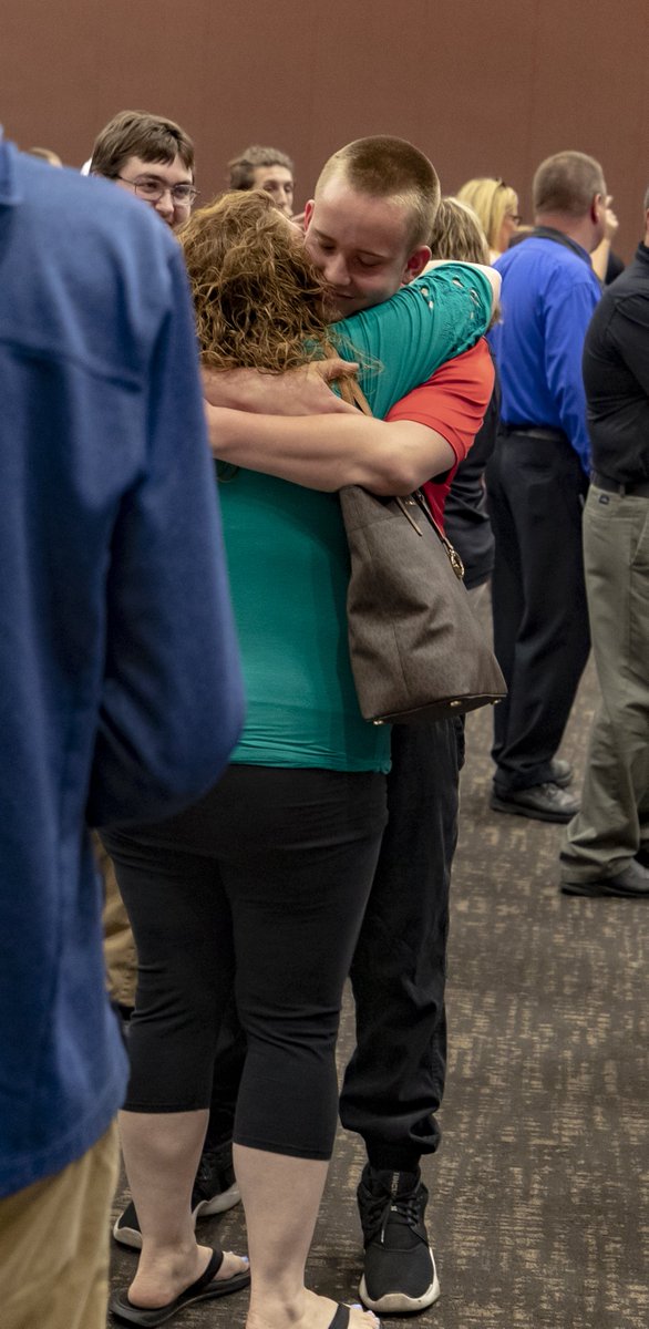 We were #EVSCProud to honor our students who plan to enter the workforce/ military immediately following high school this morning at our inaugural <a href="/OptIN_EVSC/">OptIN EVSC</a> Signing Day, sponsored by @SWINChamber! 

#WeAreEVSC #SigningDay

Watch the Presentation here ⬇️
youtu.be/GkM6sbiLipQ