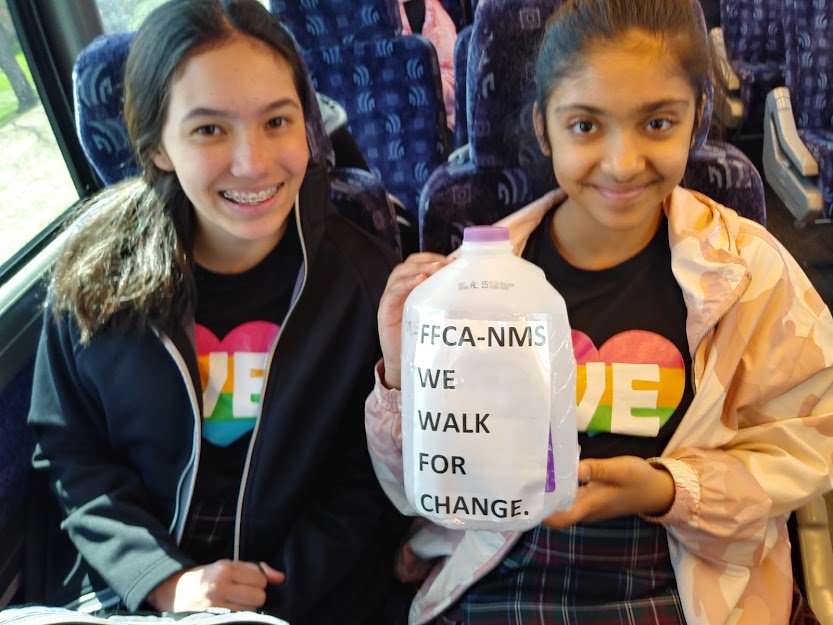 olana_thomson's tweet photo. The @ffca_nms #MetoWE club had an amazing #WEWalkforWater experience on Monday at Pearce Estates Park!  Thank you for inviting us  @WEMovement @metowe.  Our students had a wonderful experience and learned so much about #cleanwater 
#ffcaworks #ffcaedu #WESchools #GenWE https://t.co/7SvGvXwJsi
