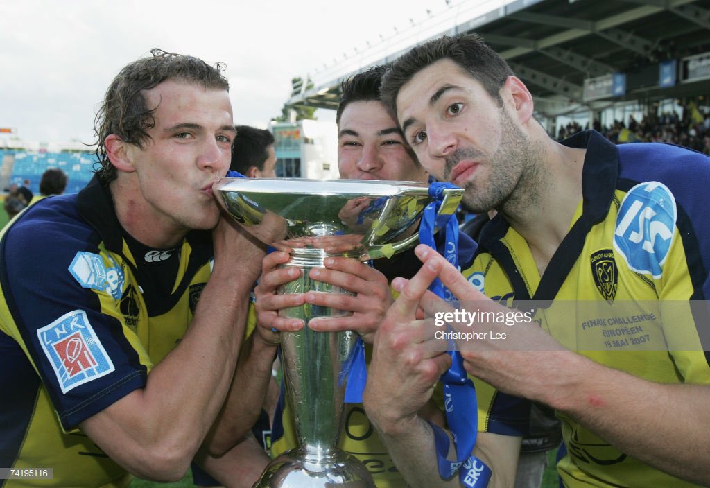Ramenez la coupe à la maison 🤞<a href="/ASMOfficiel/">ASM Rugby</a> #2007 #trident😍 #roro #chinois