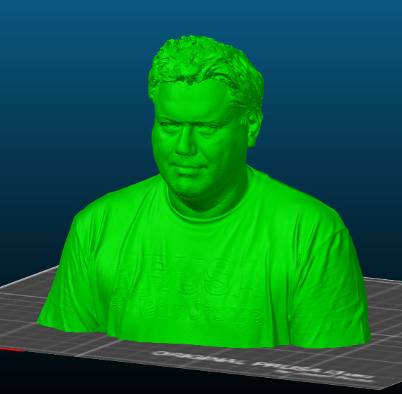 I can finally reproduce myself :) Made by Robin at Scan3d on @3DMeetupSweden  Hey @wekster2507 now yo can make me as a Mini Dude (I suppose you never heard that before :) ) #3dscanning #TeamOrange #Prusa