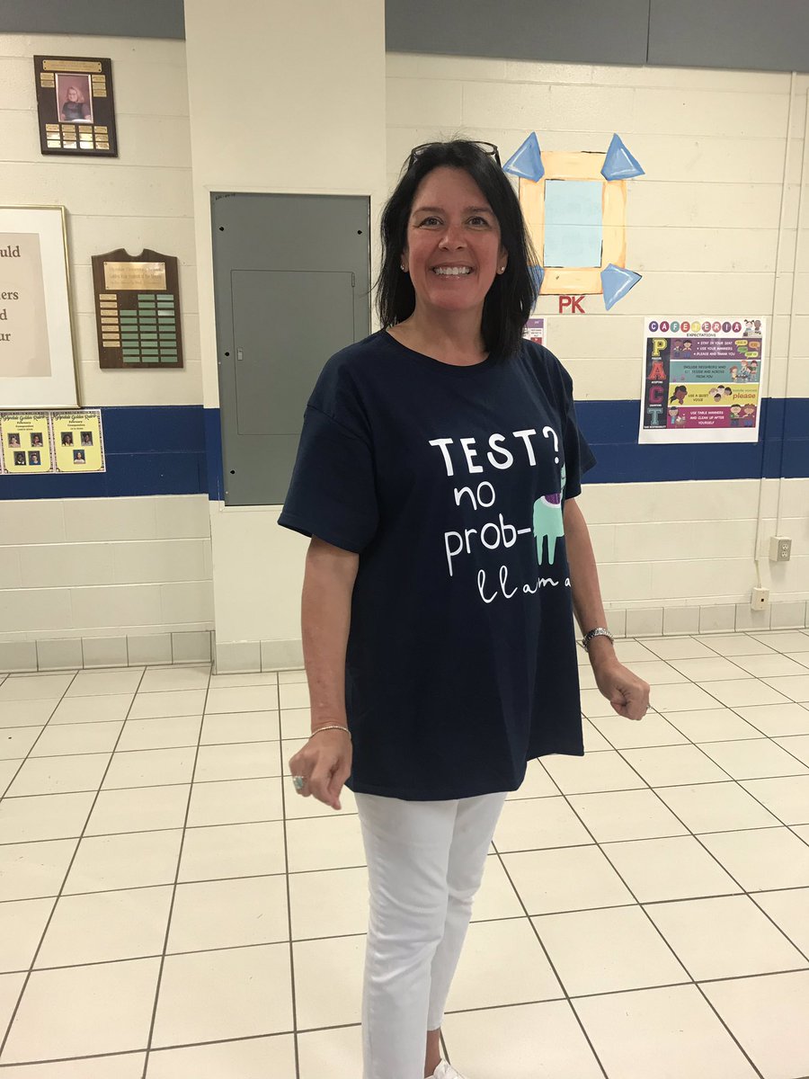 Peacelove1st's tweet photo. Teachers’ T-shirt of the Day: TEST? No prob-llama. 🖤🏰🖤 #teststyle #noprobllama #4thgraderocks @GlyndaleElemen1 @stephlari https://t.co/aNDEQW74cf