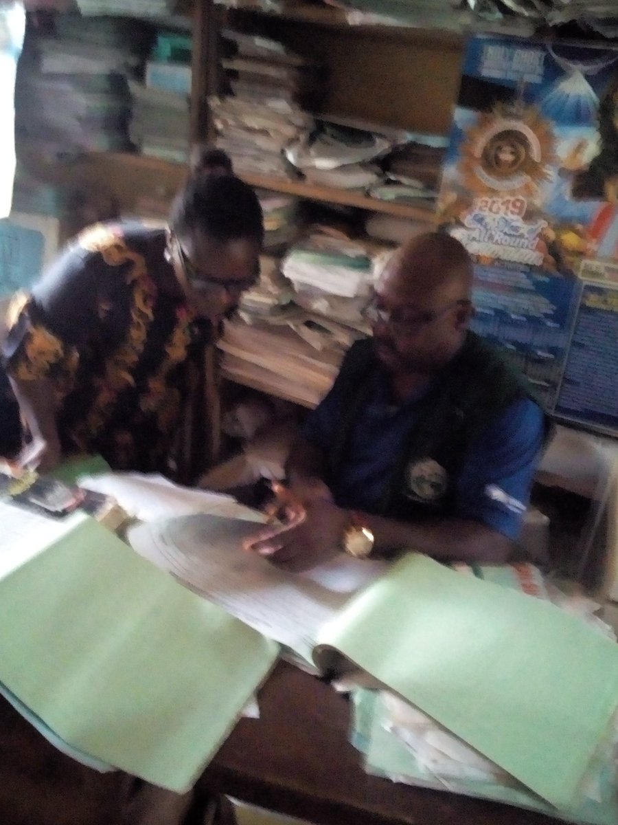 vaccinetrackers's tweet photo. Obtaining baseline data of BCG  and penta Vaccine issued to Phc AMAWBIA and phc Okpuno for May and June 2018 at AWKA SOUTH Cold store from the LGA COLD chain officer.  This will be used to compare vaccine issued and used in the same period in 2019. https://t.co/qCBdtdCQoI