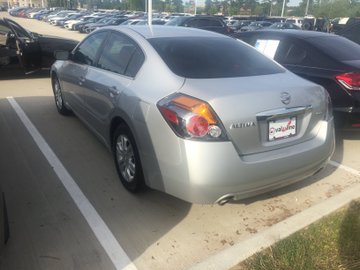 View image on Twitter