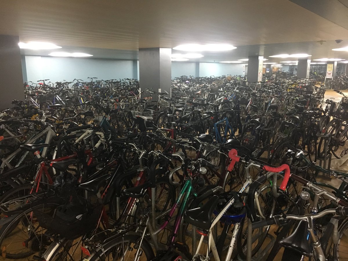 paolomoz's tweet photo. Bike parking in Basel https://t.co/VFRRDT9rz2