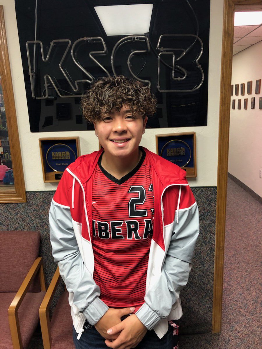 sportsguybrock's tweet photo. Kim Alarcon is Hay Rice and Associates Athlete of the Week. https://t.co/clDcGeobBO