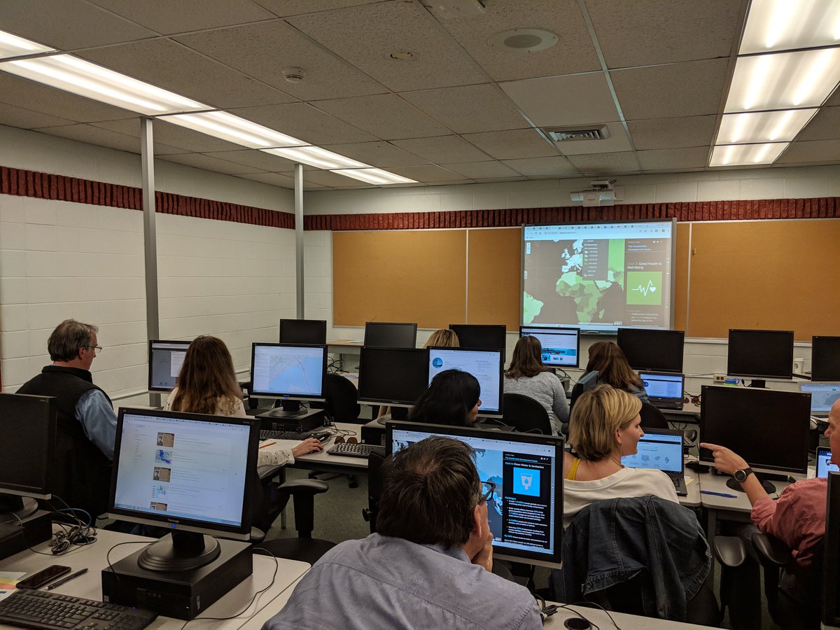 LauraEdgeUcator's tweet image. @HaltonDSB Geo teachers hard at work learning paragraph development skills and apply these descriptive paragraphs in Story Maps using ArcGIS with @GIS4Teachers #geoSTEM #socialstudiesmatter #spatialtechnology #careersinGEO #literacyinGEO #crosscurricular @HDSBSecProgram