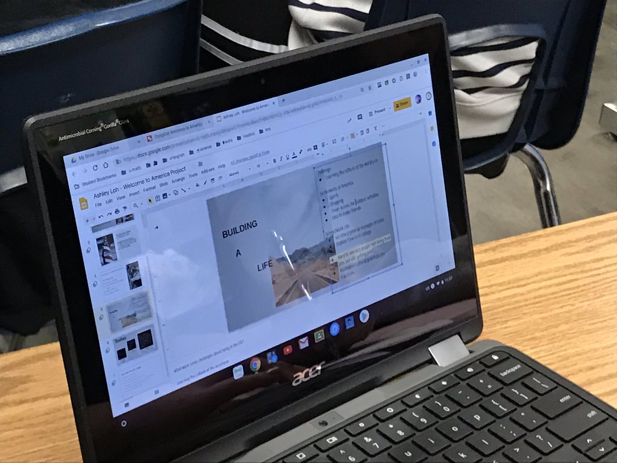 HistoryFrog's tweet photo. Ss working on their virtual museums. @FirstAveMS #FAVirtualMuseums https://t.co/iYsx7LWga6