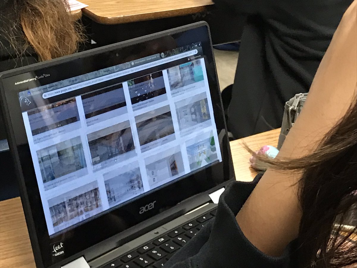 HistoryFrog's tweet photo. Ss working on their virtual museums. @FirstAveMS #FAVirtualMuseums https://t.co/iYsx7LWga6