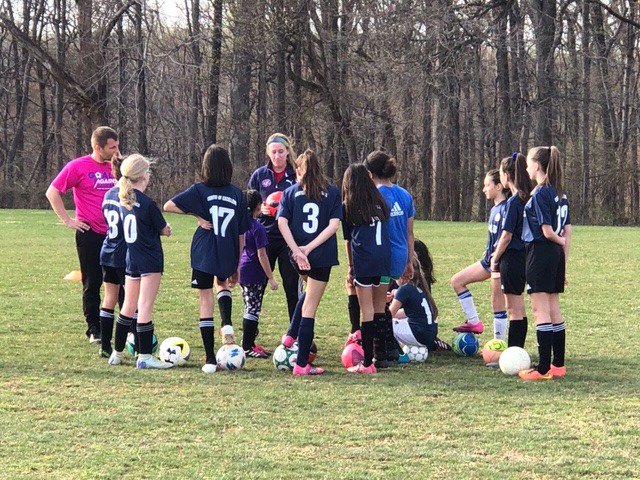 COE East teams are holding tryouts for next season beginning May 14. Open tryout sessions for girls ages U8 - U14. All details at fcbordeauxusa.com.  
Register ➡️ bit.ly/3076odd  #fcgbcenter