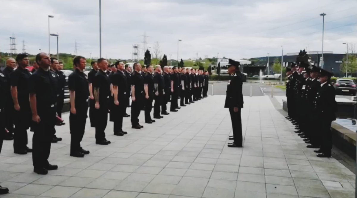 sfrs_trainees's tweet photo. Congratulations to #T119 who graduated on Friday. They worked tirelessly to put on a display for their families and @FireScot_Chief worthy of their efforts over the last 14 weeks 👊🔥🚒# #WeAreSFRS #WeAreFirefighters @fire_scot https://t.co/DSEK2js8bU