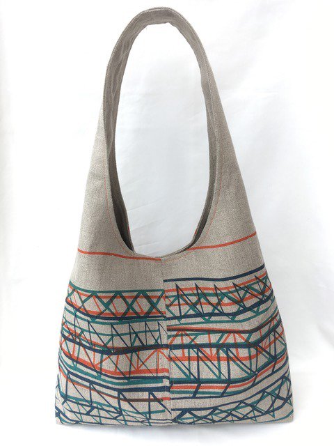 freshairsculpt's tweet photo. We've got the most stunning contemporary craft coming to The Pool House Gallery at #freshairsculpture2019 16 June - 7 July.  Jewellery, textiles, ceramics, woodwork, glass and more themed around 'From Where I'm Standing'. https://t.co/8lfxgx3mMa
.
#makershour  #handmadehour https://t.co/mbvyW21o5X