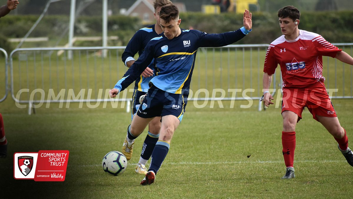 AFCBCommunity's tweet photo. UNI - Derick Hayford's two penalties were cancelled out by two late solent goals.
In the @BUMensFC second penalty shoot-out of the day, the first team were forced into taking 20 before Joel Davison secured the victory!
@SportBU #BUvSolent https://t.co/2W1Dy4HDwN