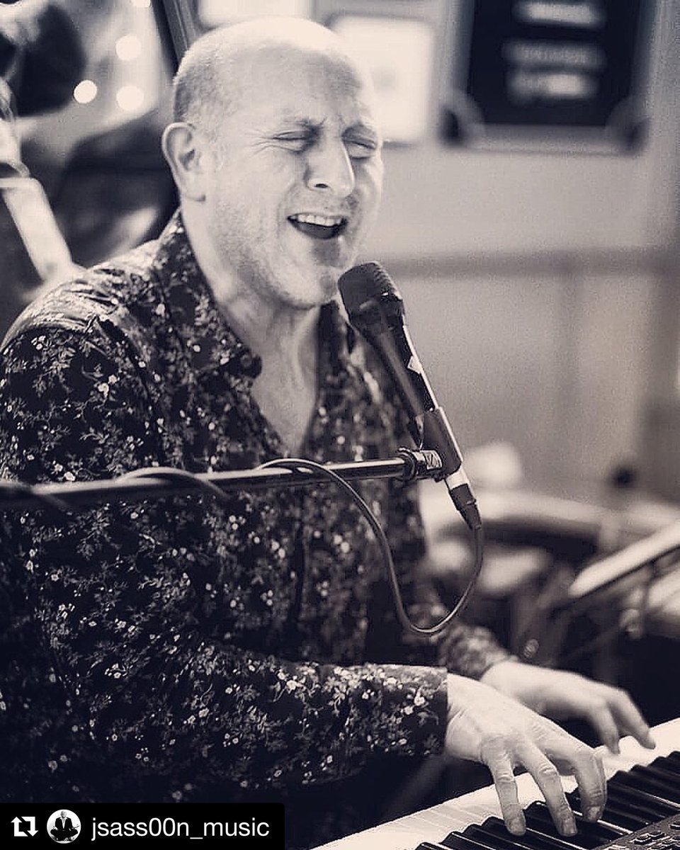 Breda_Murphy's tweet photo. Looking forward to welcoming this talented 🎶 🎹 chap back to Breda Murphy’s on Fri 7 June, need to be quick if you want a table! @JeremySassoon 
・・・
#singerface #jazz #blues #rvj2019 #ribblevalleyjazz #whalley #clitheroe #livemusic #livemusicvenue https://t.co/1kpdLpwMVQ