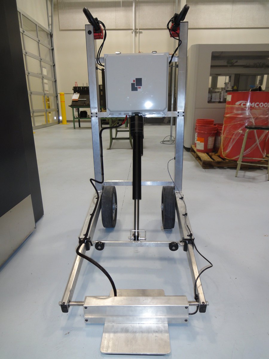 LynacTile's tweet image. Feel the energy! Lightweight powerful Lithium battery technology now drives all of our machines. Half the weight of Lead, twice the capacity and extreme longevity. They won&apos;t leak and contain no precious metals. #lithium #lithiumbatterypower #greenpower #stoneinstallation #tiling