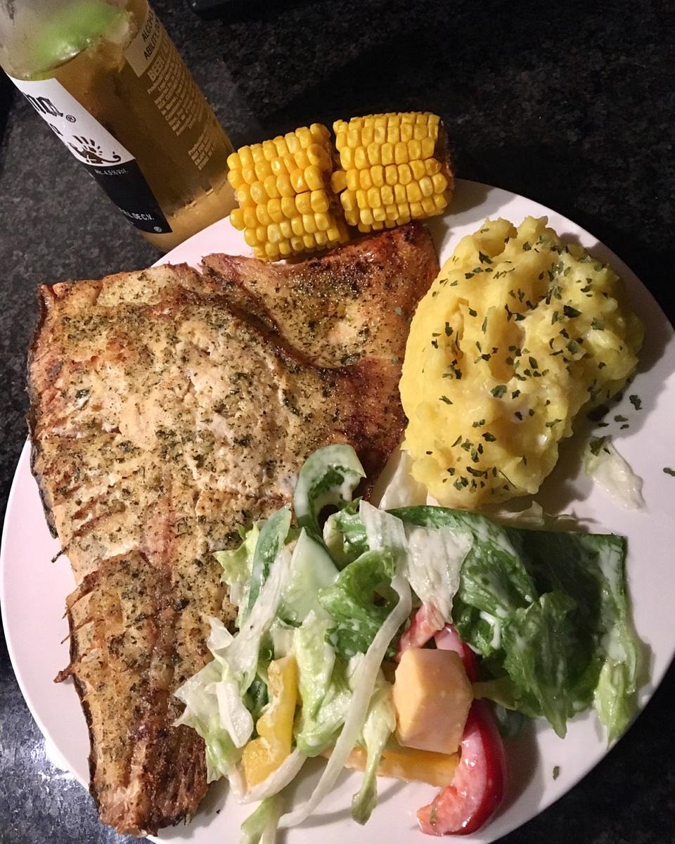 TboyMP's tweet photo. Election Day Dinner. Home cooked meal😍❤ #elections2019 #fish #SouthAfricaDecides #SAElections2019 #VotingDay #XseDay https://t.co/SveJRKaCmx