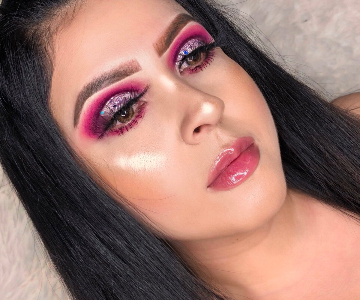 alehbooo's tweet photo. Prom inspo 💕✨ 
Help me tag #abhnorvina #abhprsearch https://t.co/t1j43MRHFc