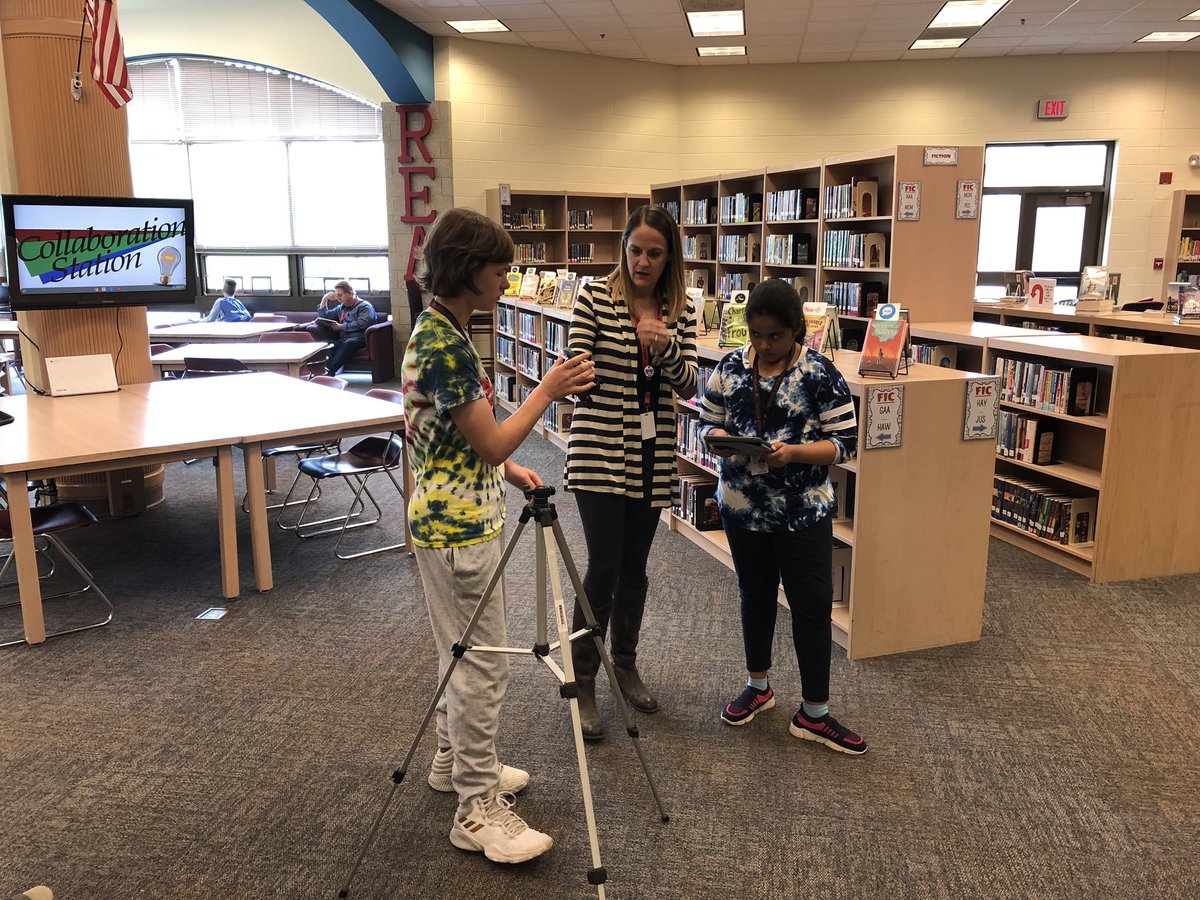 WredlingD303's tweet photo. 8th grade APS students learn to use the 360 degree cameras in order to build WMS VR tours! #WredlingRocks https://t.co/PXws8y9fqD