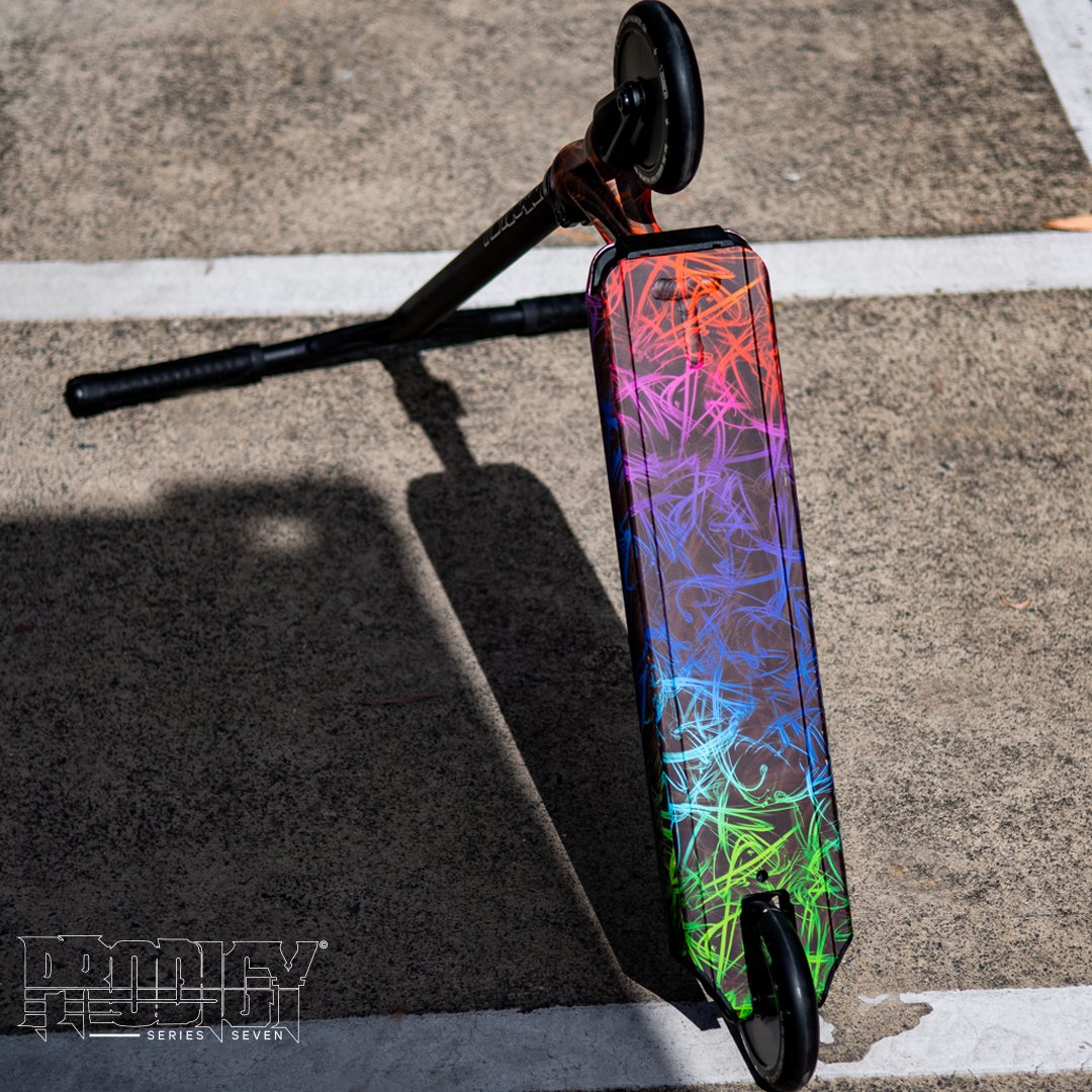 blunt_scooters's tweet photo. Whats your favourite colour in the SCRATCH wrap?

#ProdigyS7 #Scratch #ScooterLove #BluntScooters https://t.co/bdRtEo11TD