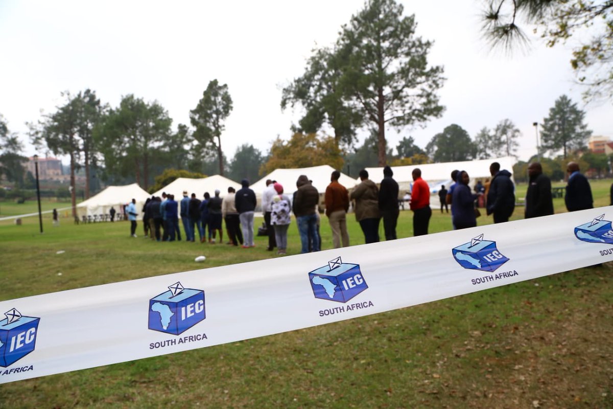IECSouthAfrica's tweet photo. Voting stations for the #SAElections2019 have closed, except where there were still voters in the queue at 9pm. Thanks for voting and making this an exceptional #XseDay, Mzansi! Now download the IEC South Africa app for up-to-the-minute updates on #ElectionResults. Pls RT https://t.co/jeIQxQH60Z