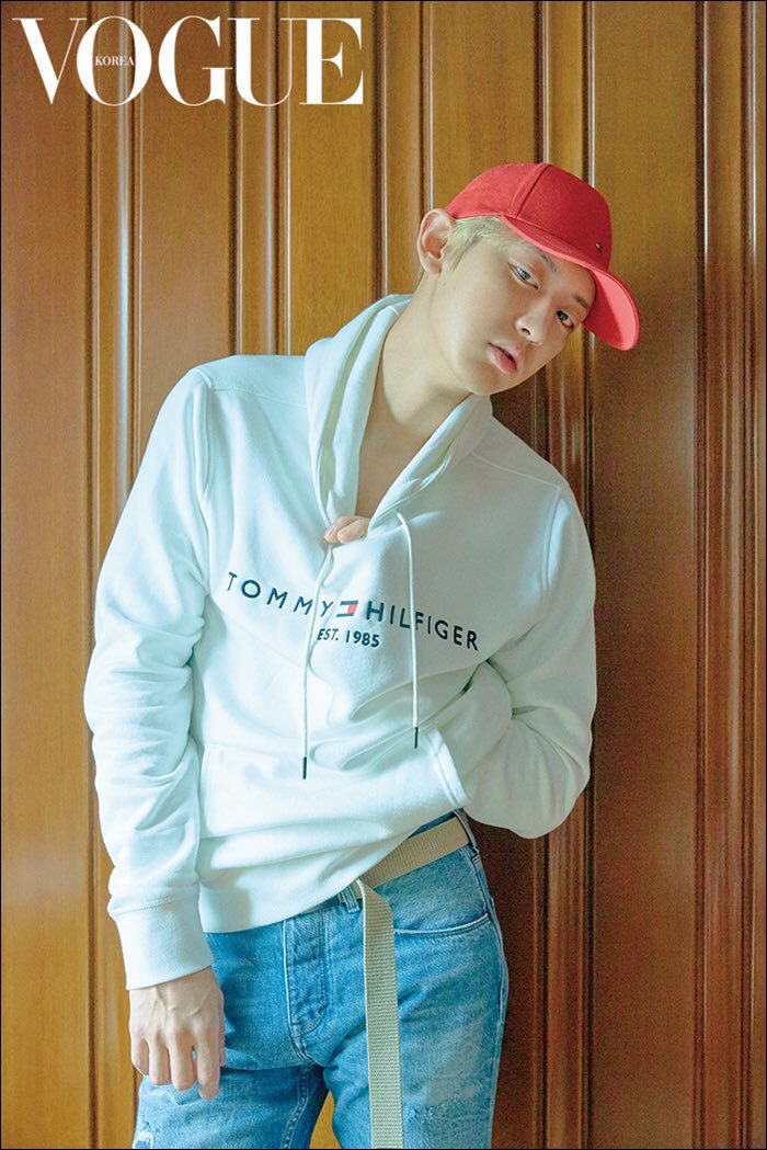 thnnat's tweet photo. RT fonfunny_27768: พี่ดุนะหนูไหวหรอ? #EXO #EXOL #ChanyeolSSFW #chanyeol #ชานยอล #chanb https://t.co/IWP3LHoYY2