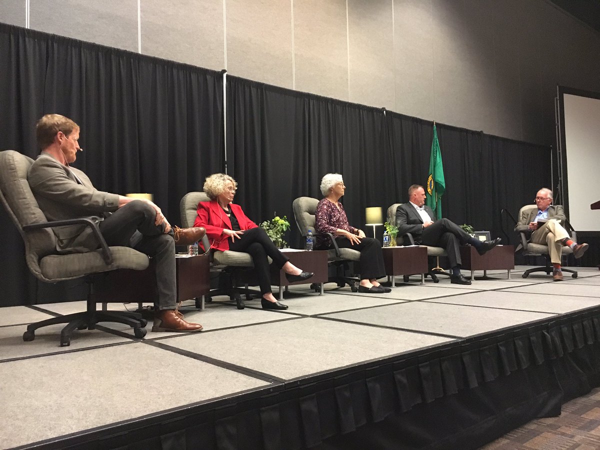 RAdams85's tweet photo. Yakima City Council members at the @YakimaChamber1 State of the City luncheon. https://t.co/ZqVB080SF8