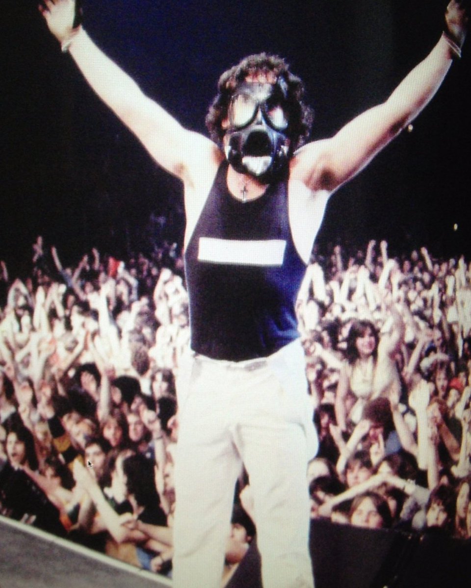 Happy 66th Al!! You Crazy Mutha!! I Love You!!❤️ #birthday #happybirthday #may #vanhalen #music #family #live #drummer #drums #rockandroll #rock