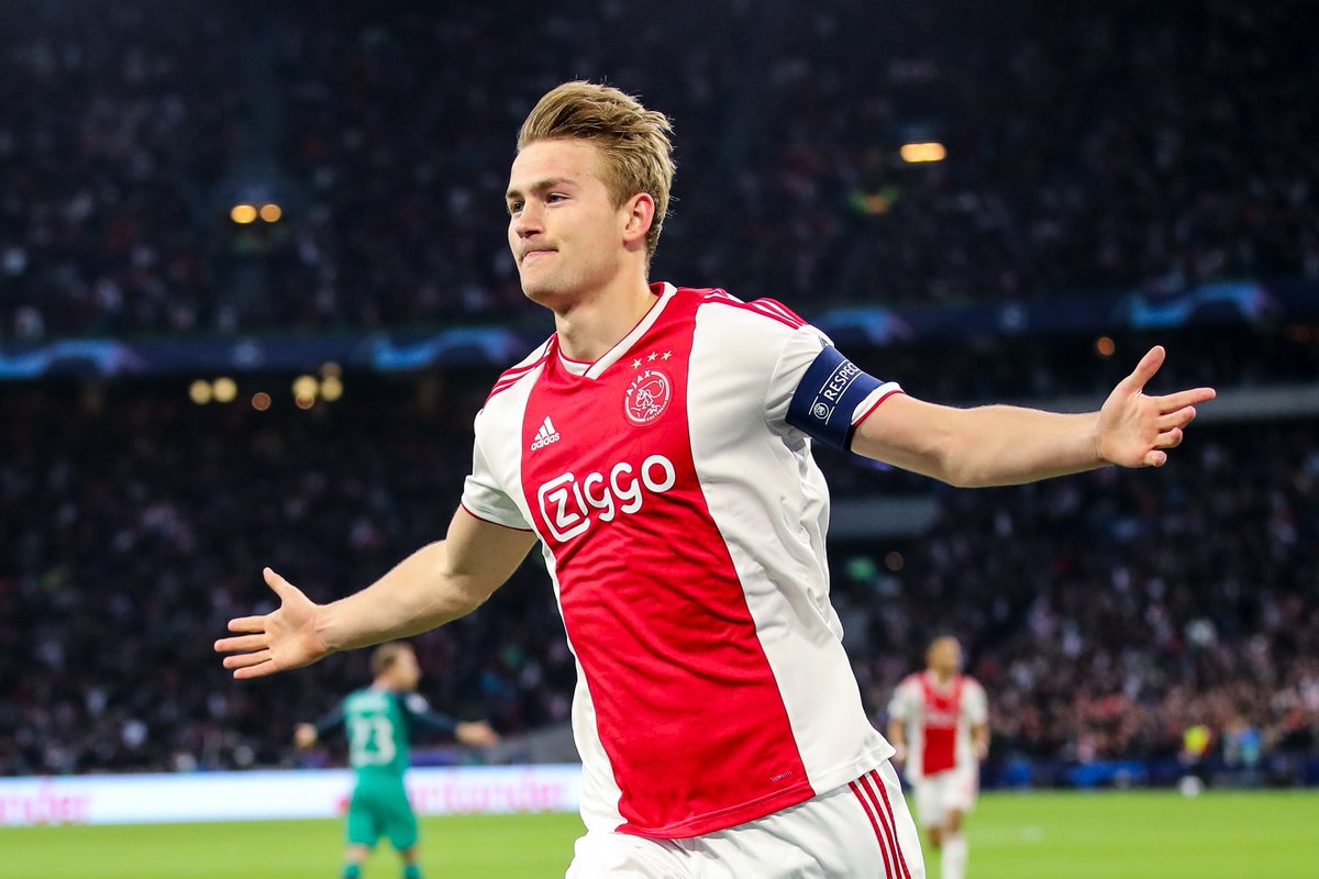 Matthijs de Ligt volvió a anotar para el Ajax en Champions League