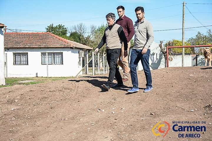MunicipioCdeA's tweet photo. SEGUIMOS RECORRIENDO
Visitamos el gran avance del playón polideportivo situado en Barrio Marin.
#MasProyectos #MasPorCarmen https://t.co/Pba9mPa1rQ