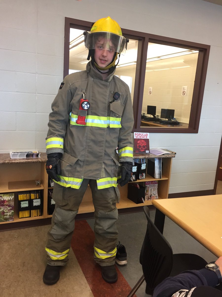 #LPStb ⁦@superiorcvi⁩ A chance to try on real turn-out gear. Grade 12 English students at Superior interviewing community partners about their dream jobs. Thank you community partners for sharing today!  #experientiallearning #pathways  #literacyforlife #tbfiredepartment