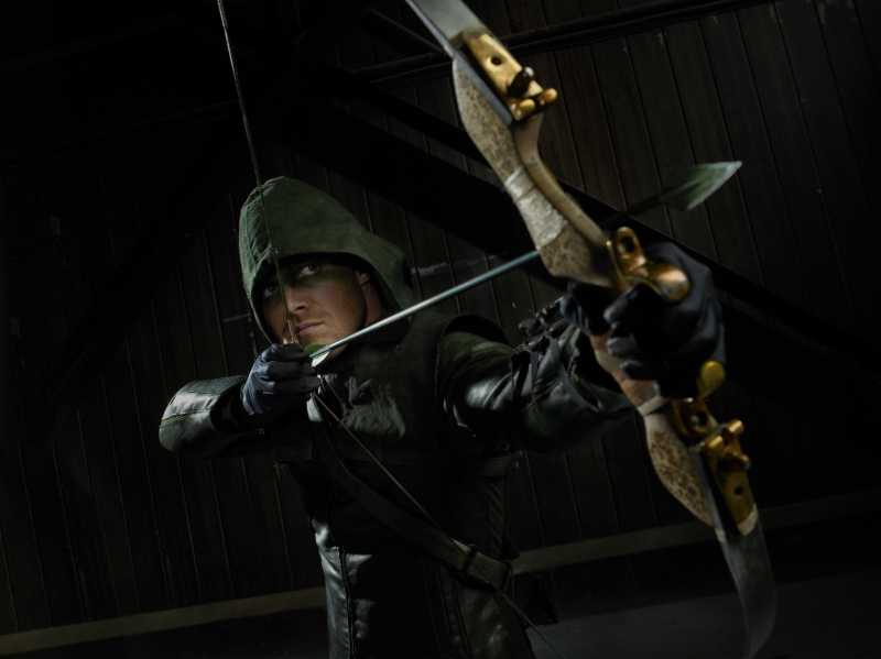 Happy 38th birthday to Stephen Amell ( 