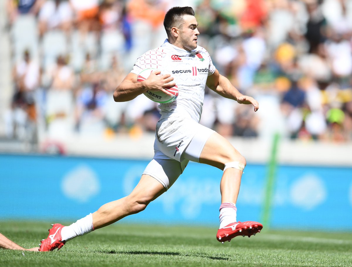 EnglandRugby's tweet photo. #RPAAwards19 | Congratulations to @Willmuir5 who has won England Men's Sevens Player of the Year. 

➡ https://t.co/CVVIl2ubGj https://t.co/nVTNZe71ct
