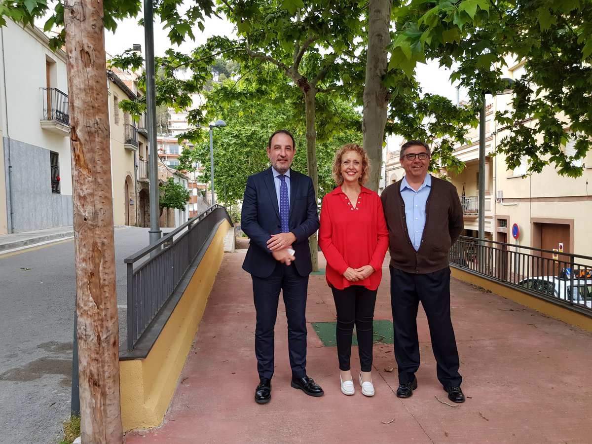 UnitsCat's tweet photo. Força Corbera, la candidatura encapçalada per @rosaboladeras i Manel Ripoll, amb @Ramon_Espadaler. @psccorbera i @UnitsCat, #UnitsPerAvançar https://t.co/9ozKynHQ6i