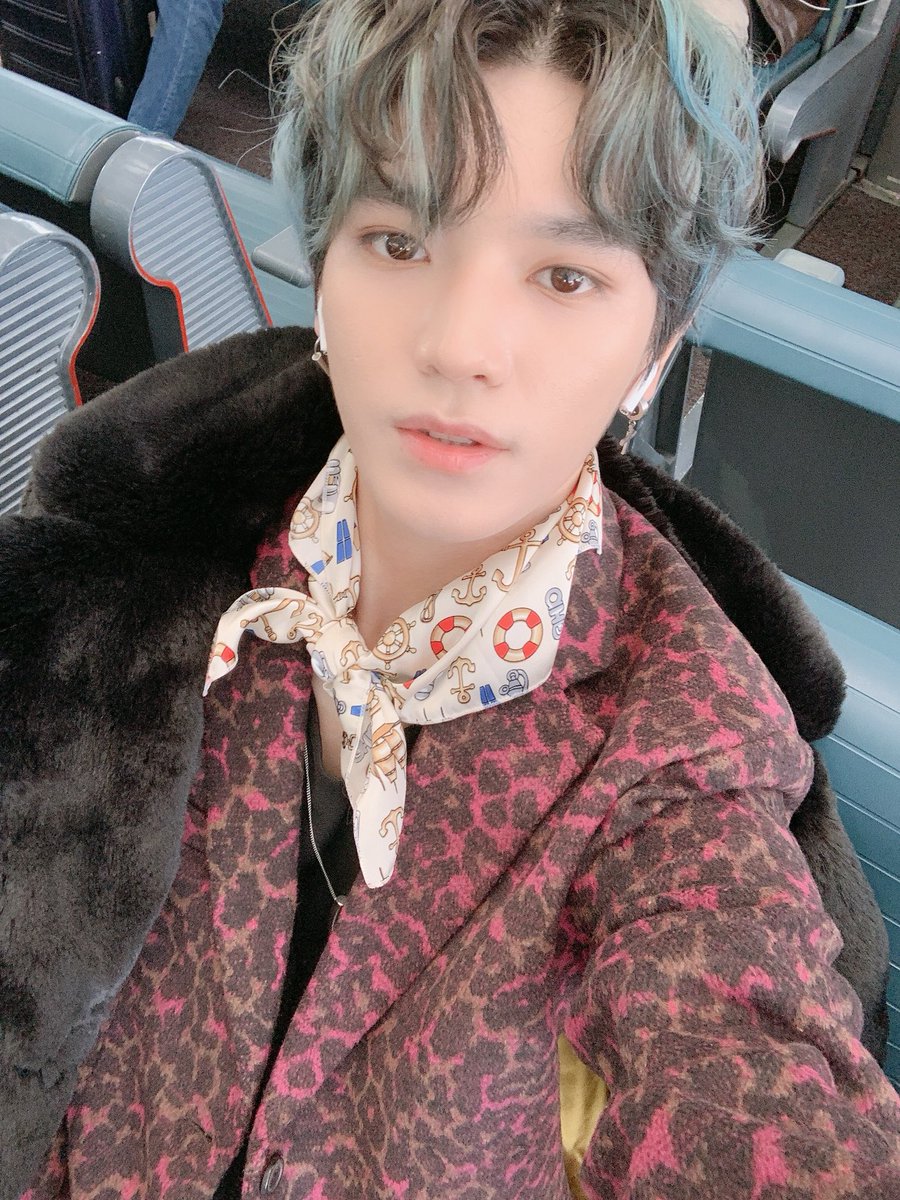 NCTsmtown_127's tweet photo. Bye Chicago!😘
#johnnysfashionevaluation 

#CHICAGO
#NEOCITYinCHICAGO
#JOHNNYinCHICAGO
#WE_ARE_SUPERHUMAN
#NCT127_SUPERHUMAN
#SUPERHUMAN
#NEOCITYinUSA #NCT127inUSA 
#NCT127 #NCT https://t.co/nYcSgvzqn5