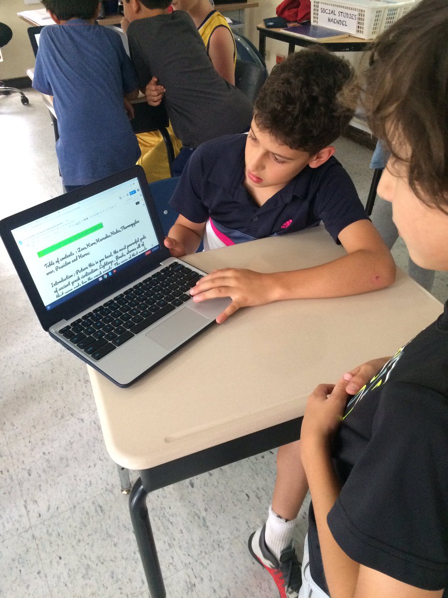 mcornejo26's tweet photo. 5th graders sharing their Ancient Greece research projects to 3rd graders! #MenorLearns https://t.co/udnIPFYMKr