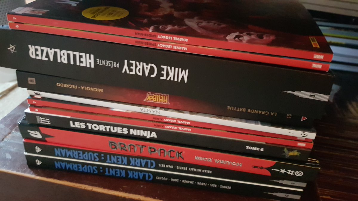 K_F_Comics's tweet photo. Après un peu de repos, c’est reparti pour le #PALChallenge ! Avec un arrivage @paninicomicsfra, la semaine devrait être cool :
+ 5 books nvx
- 12 books lus
Bon je ne compte pas les FCBD car je les redistribue à mon staff #JamaisdansmaPAL ! Avis ci-dessous : https://t.co/8mUCXCjRXD