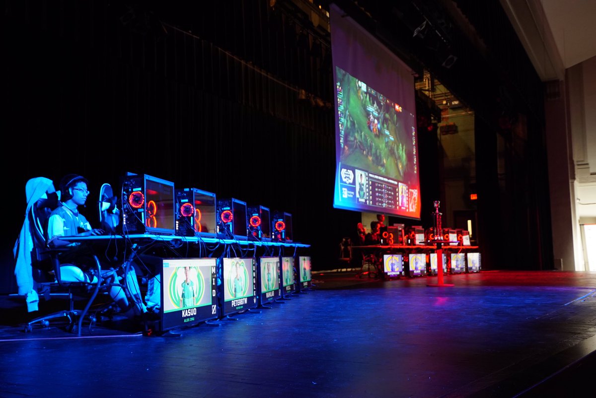 PlayUkatsu's tweet photo. Congrats Hickman Gold on winning the League of Legends District Championship! We couldn’t have asked for a better 2019 League Season! Good luck to our graduating Seniors, and we can’t wait to see everyone for the Overwatch Season in the Fall!
#leagueoflegends #esports #playukatsu https://t.co/39bqFYgEMs