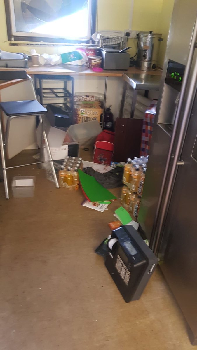 Everyone who helps in junior football do it for free and to help kids and this is what happens!
Last night we had our cafe broken into &amp; ransacked.

Could everyone in the area please be vigilant.
<a href="/SDJSFL/">SDJSFL</a> <a href="/SHCFA/">Sheffield & Hallamshire County FA</a>