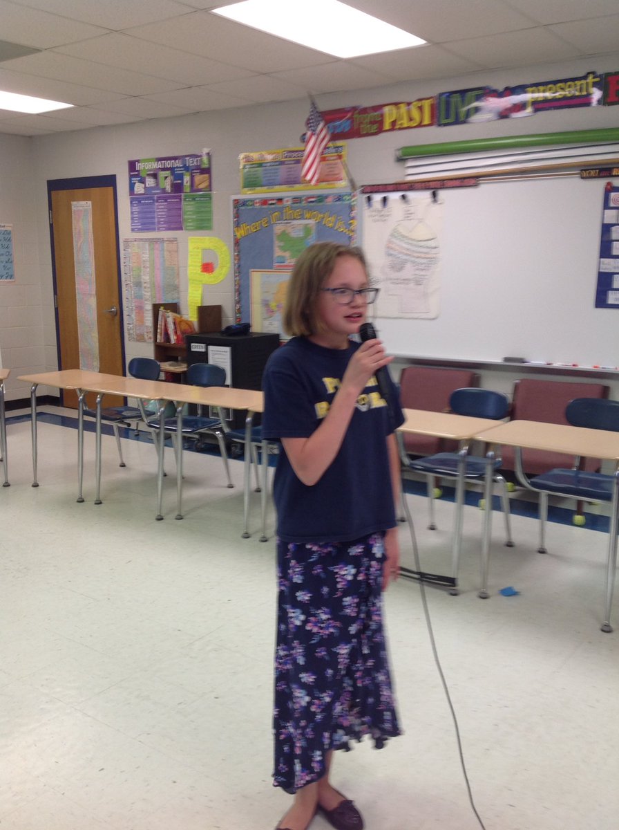 SandyGurss's tweet photo. 3rd session of Karaoke was a softer sound. @USD449 #PRMSrams https://t.co/Vc8X33xl5e