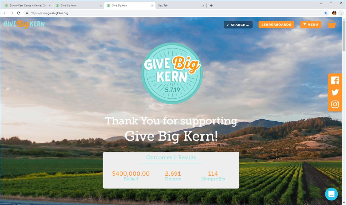 kernfoundation's tweet photo. What a beautiful sight! $400,000 raised for Kern County Nonprofits from our truly generous community.
Thank you all so much! And...
Keep it going, Kern: "Give B-i-i-i-g-g-e-r!"
#GIVEBIGKERN #GiveGab #KernFoundation https://t.co/AQqKAFYzEX