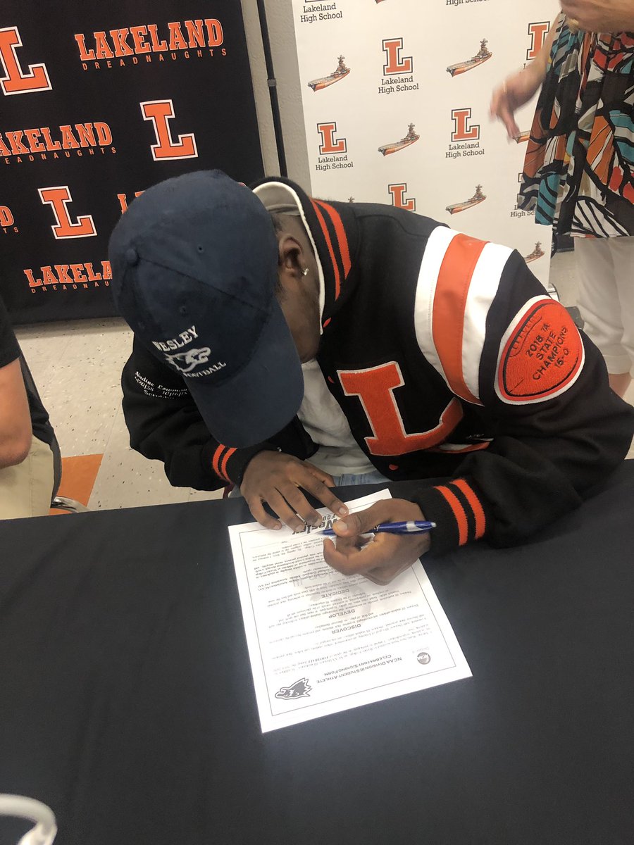 Same chapter, just a different page...🙏🏾#TheDub 🚾 <a href="/LBcoachsmith/">Arthur  D Smith lll</a>