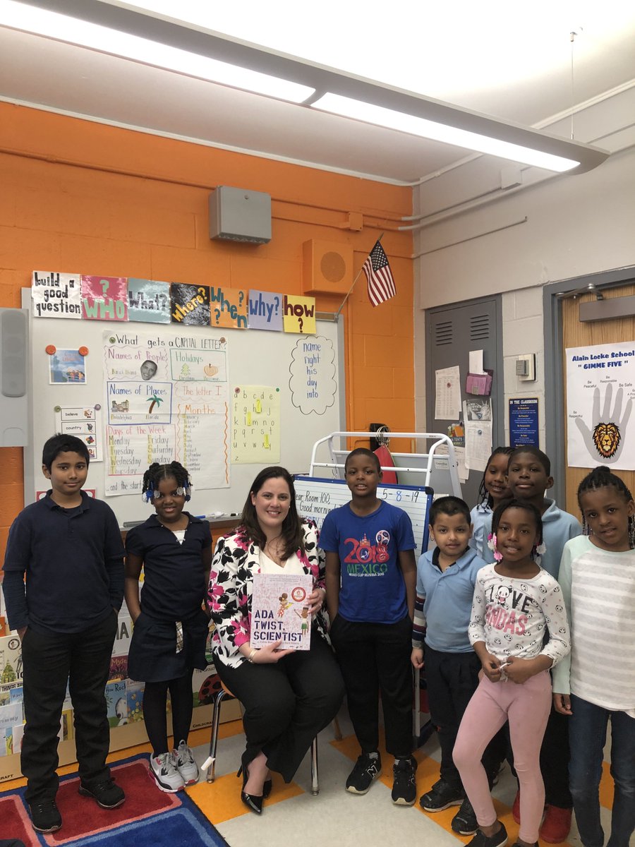 ChamberPHL's tweet photo. Thanks to @WCUofPA's Dr. Christopher Fiorentino, @Mazars_USA's Jackie Bernard, @PhillySJUnited's Chris Majors, and @WellsFargo's Eblin Colombo for joining us this morning for #ReadPHL. We appreciate your support! https://t.co/wjdxUoqcNp