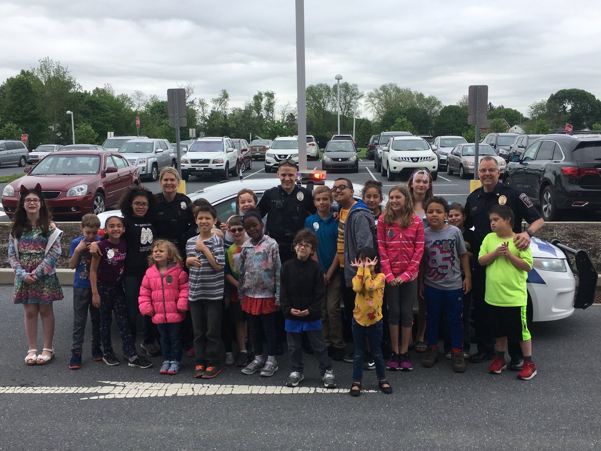 Thank you @manheimtwppd &amp; @easthempfieldpd for visiting our East Petersburg Elementary School students today! Officers spoke with students and answered their questions about a police officer's job and the students were able to sit in their police vehicles. #BlackKnightPride